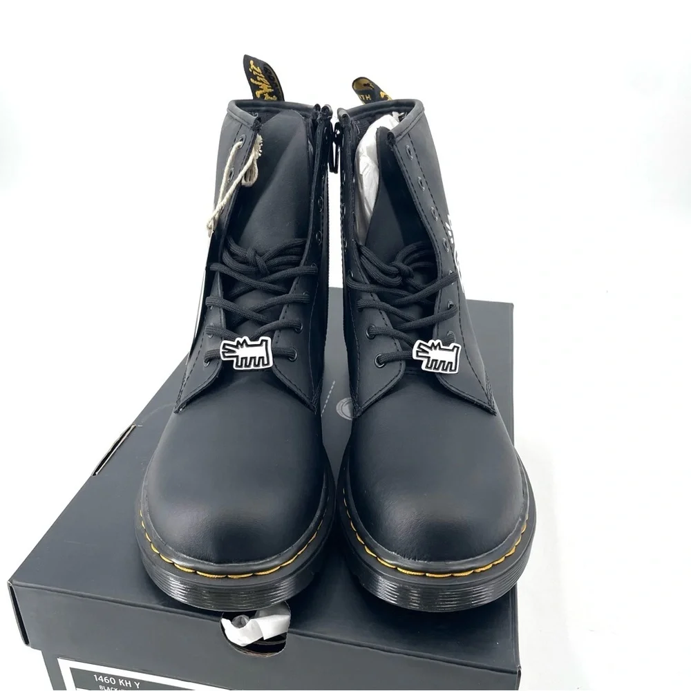 Dr. Martens 1460 Keith Haring Black Hydro Leather Lace Up Combat Boot NEW - Picture 4 of 7